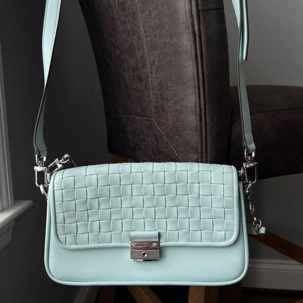 Michael Kors MK Bradshaw Small Woven Leather Convertible Shoulder Bag/Crossbody - Picture 2 of 16